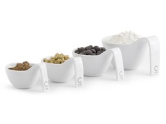 "Made to Measure" S/4 Measuring Cups