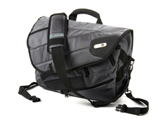 Messenger 16" 3000mAh Charging Bag