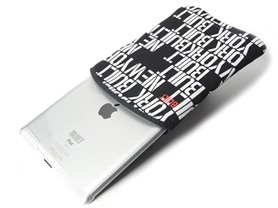 BUILT NY Travel Pack for iPad 2