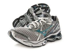 Mizuno Men's Wave Creation 12 (Size 7)