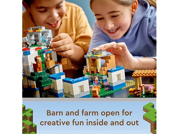 LEGO Minecraft The Llama Village (Open Box)