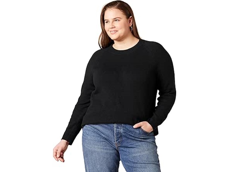 Amazon Essentials Women's Regular-Fit Soft Touch Long-Sleeve Crewneck Sweater, Black, Medium