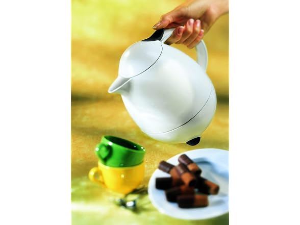 Leifheit 1-Liter Columbus 28300 Insulated Carafe, White/black