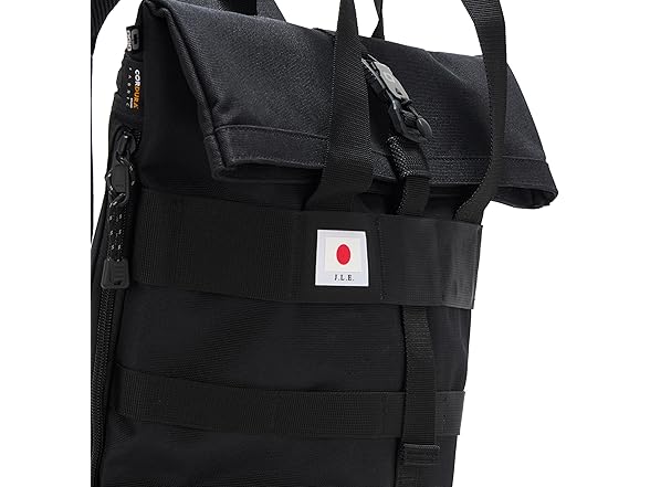 OGIO, Black