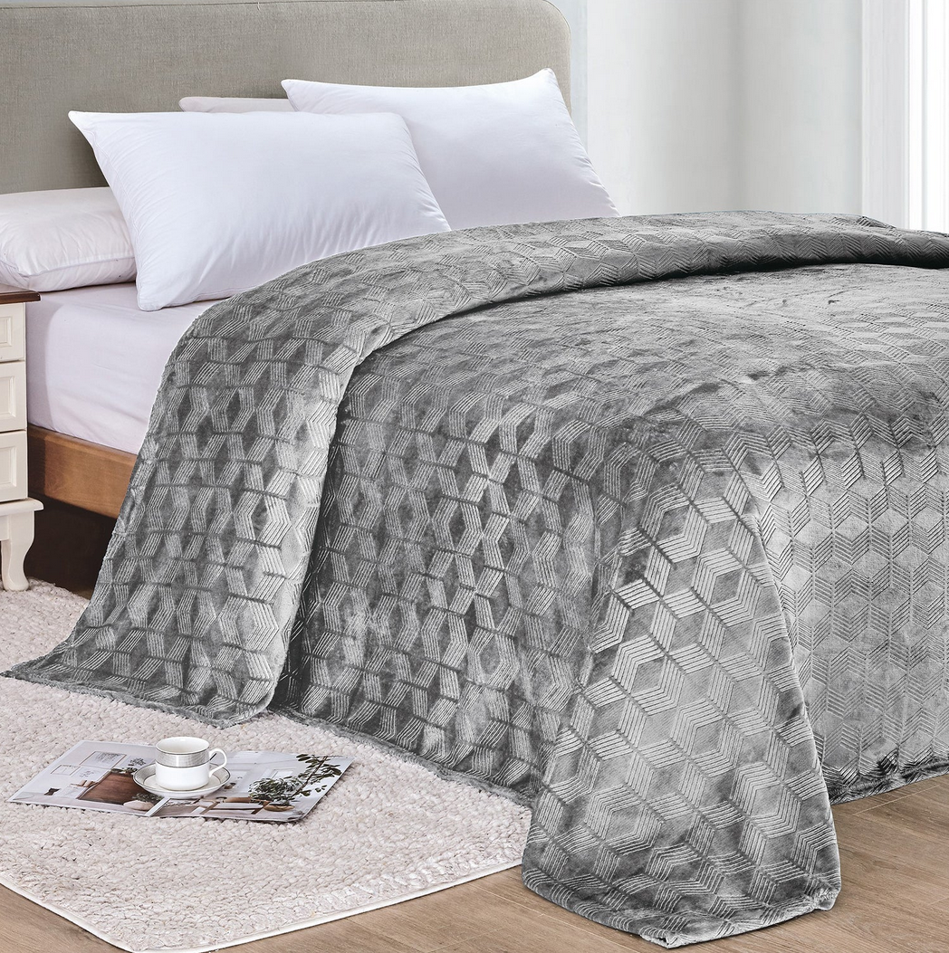 Luxury Home Armani Embossed Microplush Blanket - Gallery 12