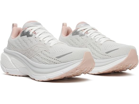 Saucony Women's Hurricane 25 Sneaker