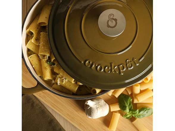Crock-Pot Artisan 5-Quart Enameled Cast Iron Dutch Oven