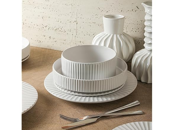 Stone Lain Lusso 16-Piece Dinnerware Set