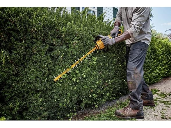 DEWALT DCHT870B 60V FLEXVOLT Hedge Trimmer