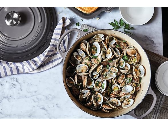 Le Creuset Cast Iron Round Dutch Oven