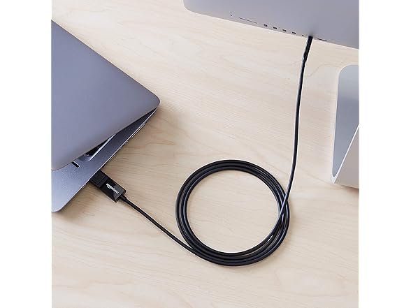 Amazon Basics USB-C to DisplayPort Cable
