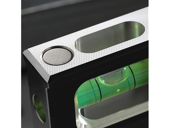 ToughBuilt TB-H2-L-9T-M 9-in Magnetic Billet Torpedo L