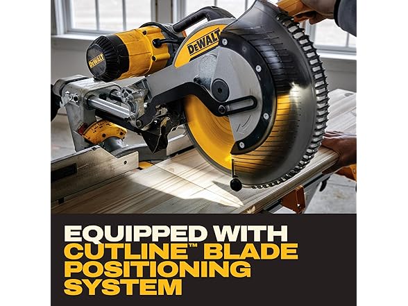 DEWALT DWS780 12 in Dual Bevel Miter Saw