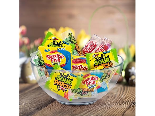 Sour Patch Kids Swedish Fish Mini 140PC 37.92 OZ