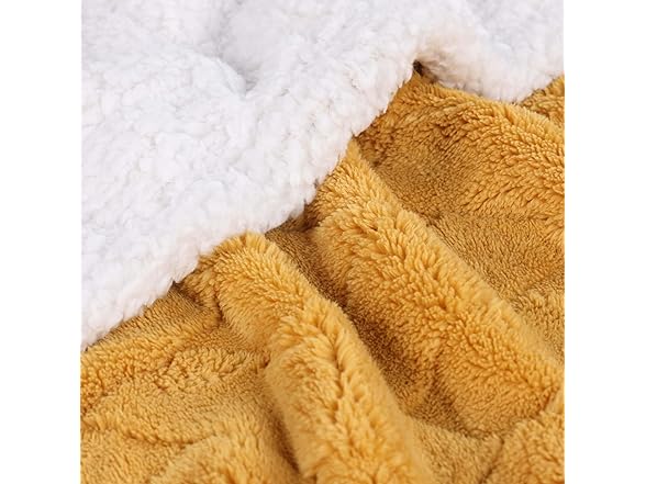 Superior Fleece Reversible Lattice Blanket
