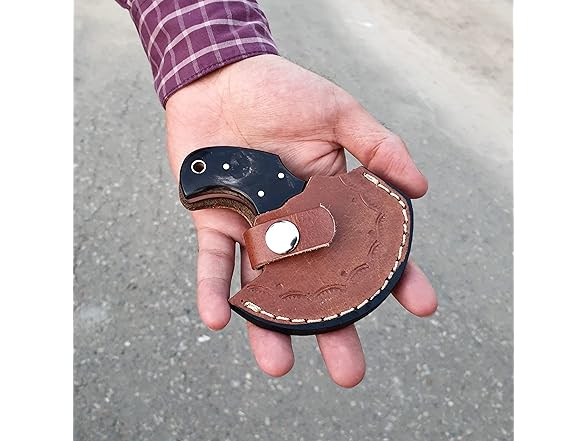 Vetus Skinning Knife BULL Horn Damascus