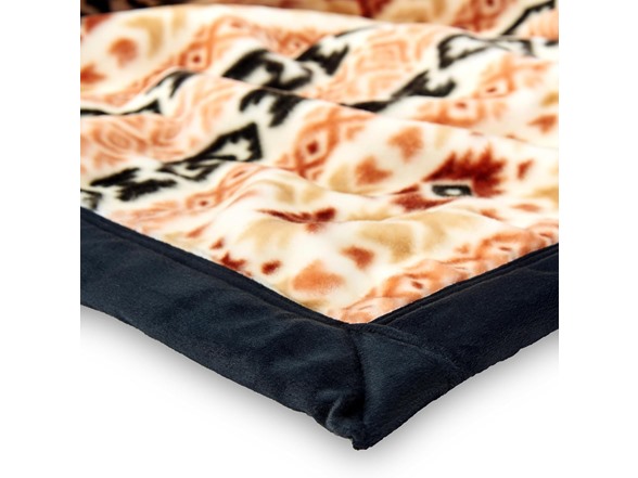 Northwest Ashford Home Cozy Throw Blanket (Varies)