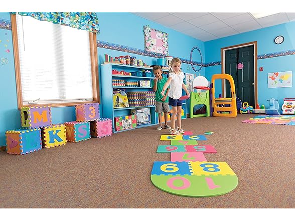 Wonderfoam Hopscotch Mat, 14 Piece