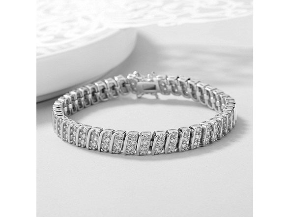 18K Vintage Style Tennis Bracelet