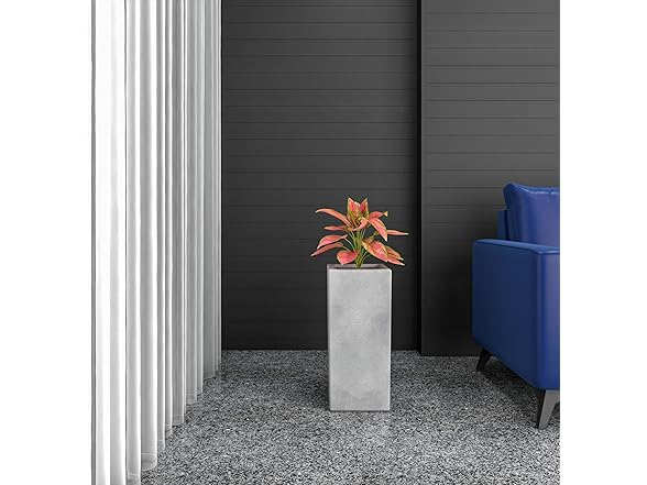 LeisureMod TP24AC Terra Planter Aged Concrete