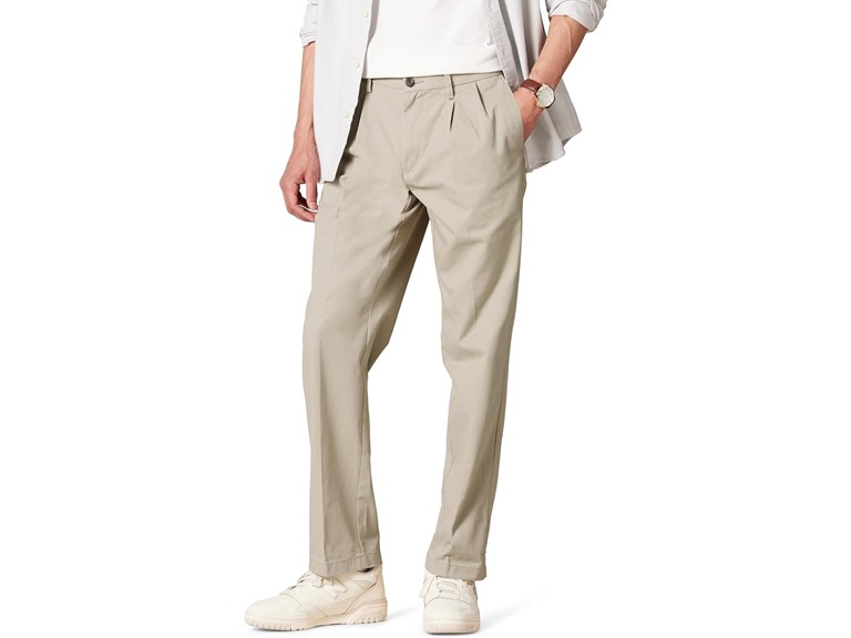 Amazon Essentials Mens Classic Fit Wrinkle Resistant Pleated Chino Pant
