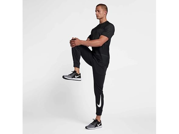 Nike Men (XXL) Veneer Joggers