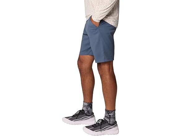 Mountain Hardwear Men (34W x 9L) Short Moon Blue