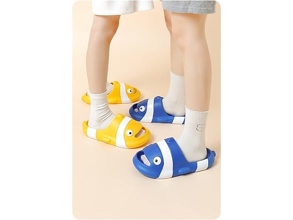moobee Clownfish Slides for Women & Men