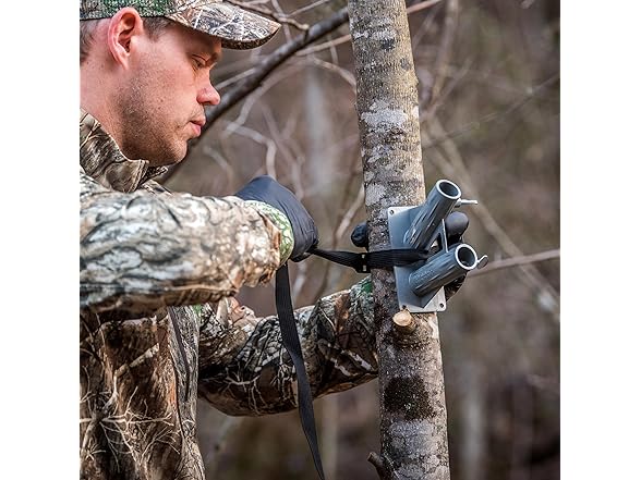 Wildlife Research Center Golden Rope