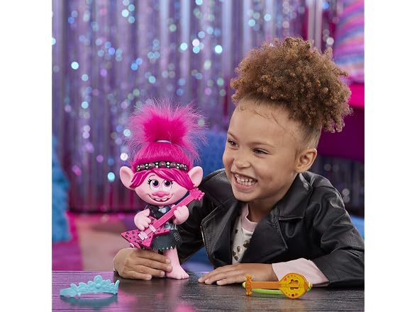 DreamWorks Trolls Pop-to-Rock Poppy Singing Doll