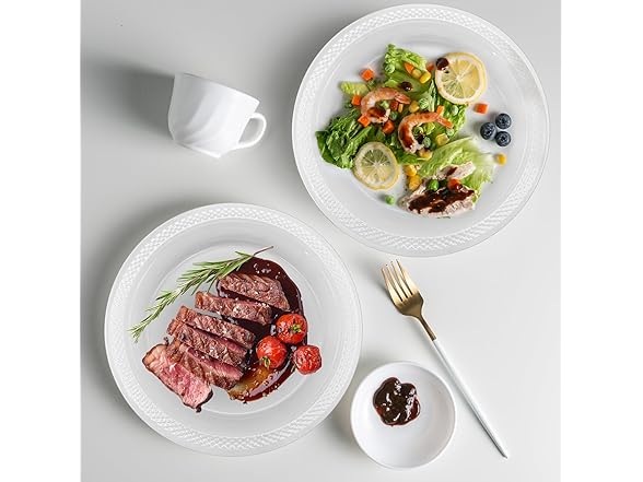 GGYKJSK Disposable Dessert Plates