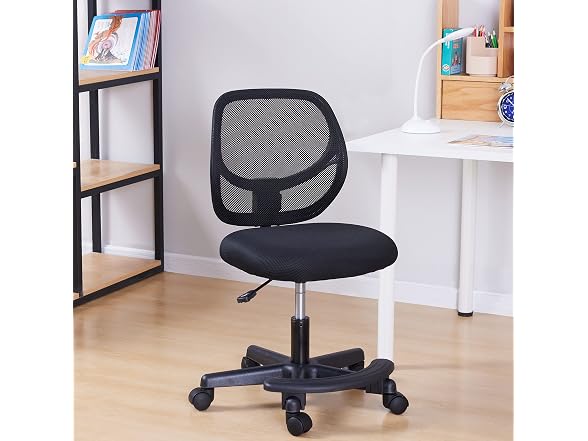Amazon Basics Kids Adjustable Height Mesh Low-Back Swivel Desk Chair