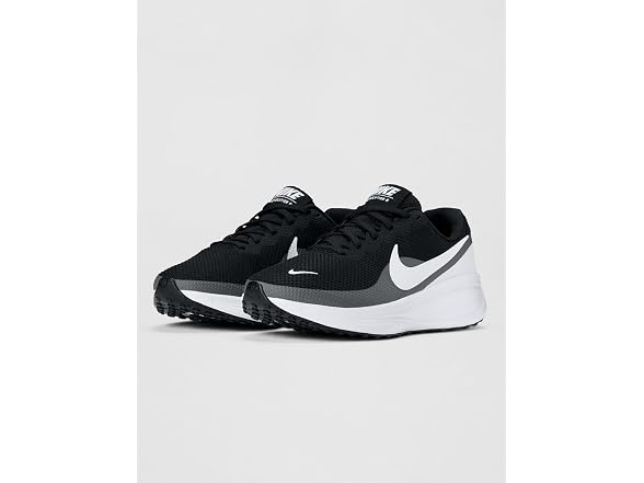 Nike Women's Revolution 8 Road Running