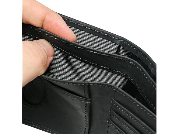 DOC ARTISAN Leather Wallet