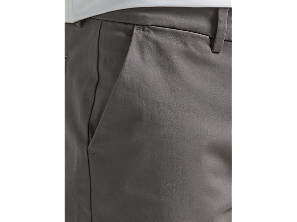 Lee Flat Front Charcoal (30x32)