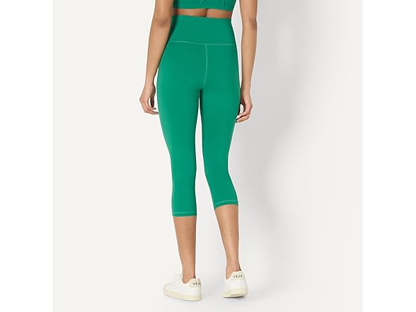 Amazon Essentials Women Active FormFlex 19" Capri Leggings