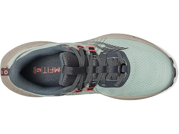 Saucony Women's Xodus Ultra 4 (6)