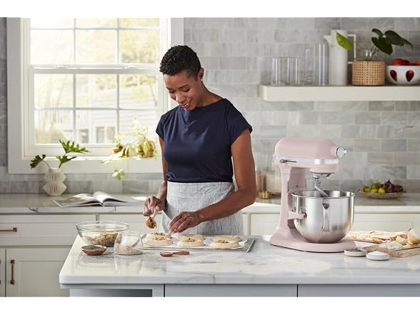 KitchenAid 7 Quart Bowl-Lift Stand Mixer Pink