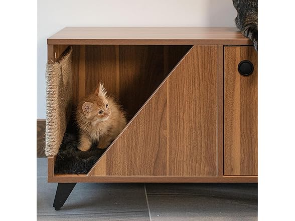 4 Cats & Dogs Jessie Jr. Pet Cabinet w Scratching Post