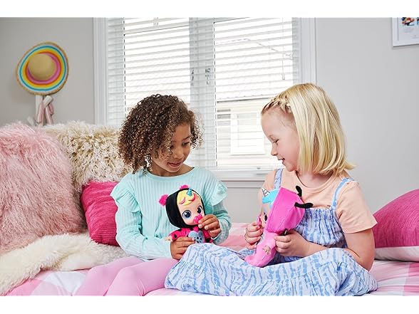 Babycorns Series 1 Small (Giraffe) by ZURU