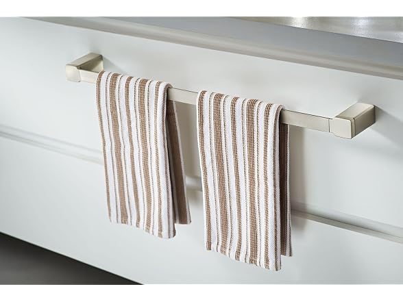 Moen YB8818BN 90 Degree 18-In -Towel Bar,