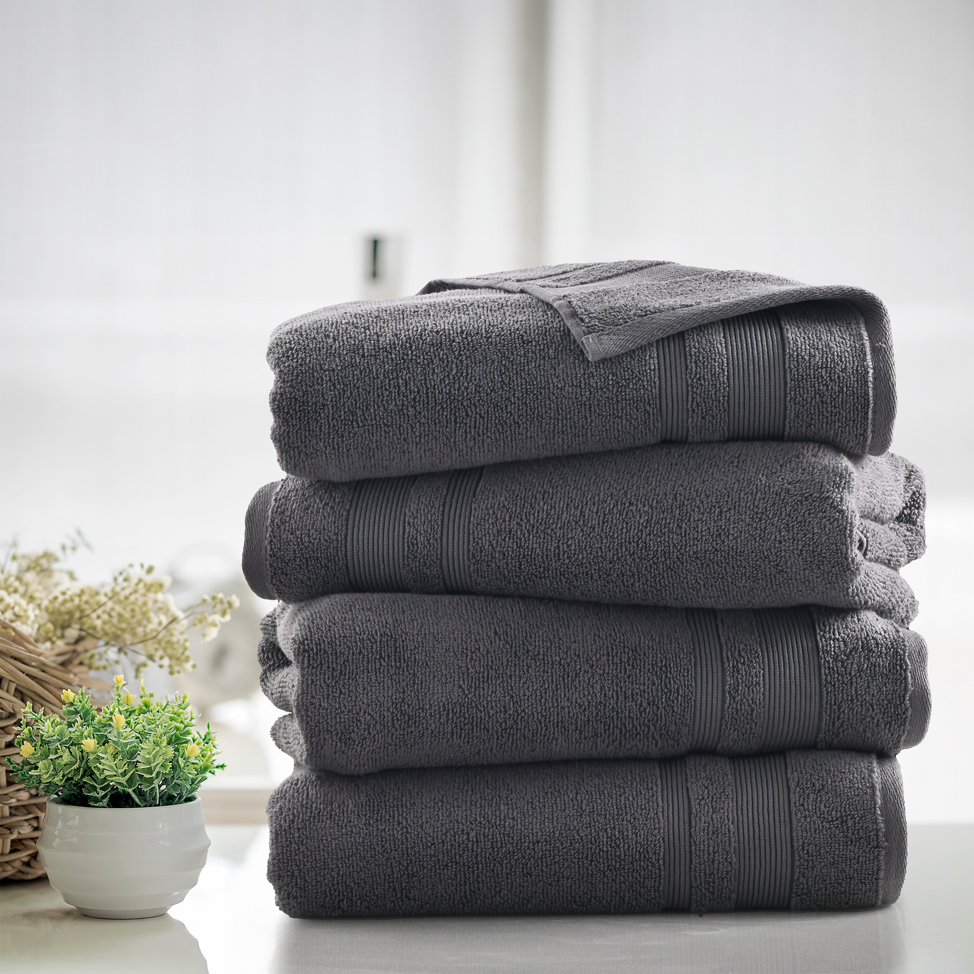 Kathy Ireland 4 Pc Plush Bath Towels - Gallery 10