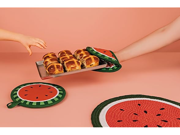 Jubilee Melon Pop Crochet Cotton Trivet 8in