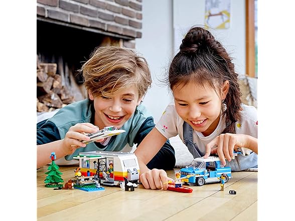 LEGO Creator 3in1 Caravan Family Holiday (Open Box)