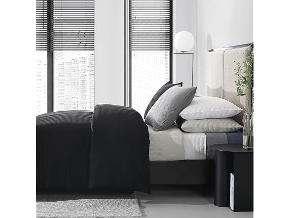 Vera Wang King Duvet Cover Set with Shams