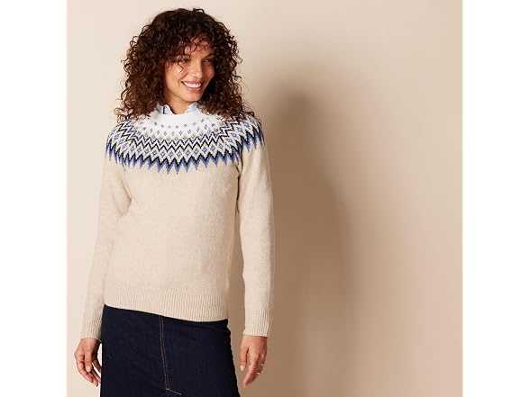 Amazon Essentials Women Crewneck Novelty Sweater
