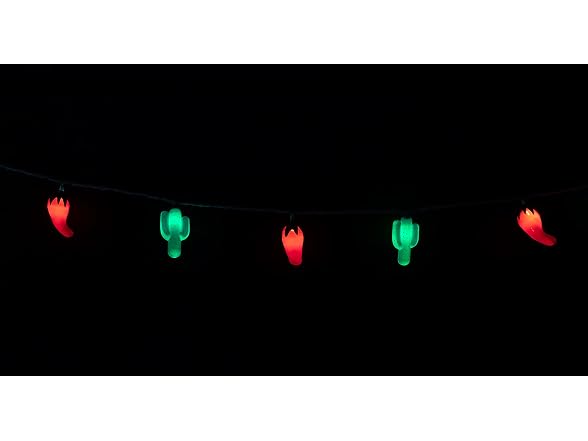 Camco Chili and Cactus Party Light