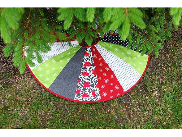 June Tailor Quilt As You Go Tree Skirt