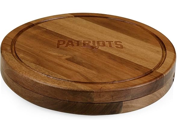 PICNIC TIME NFL New England Patriots Circo Cheese Board and Knife Set