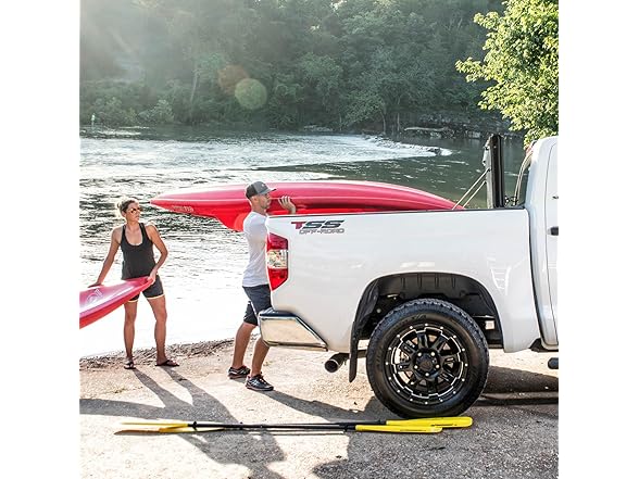 RealTruck UnderCover Flex Hard Folding 